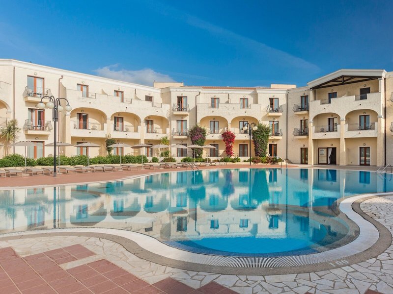 Blu Hotel Morisco Village 9