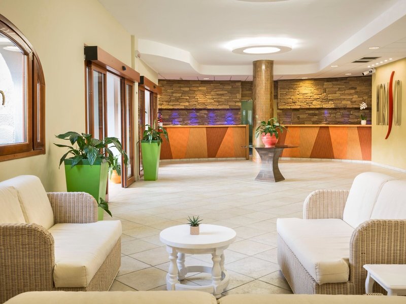 Blu Hotel Morisco Village 12