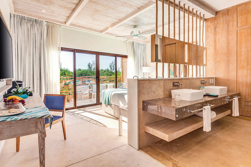 Mystique Blue Boutique Suites 1