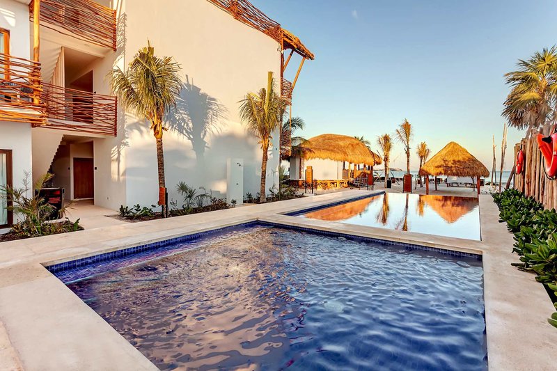 Mystique Holbox by Royalton, A Tribute Portfolio Resort 1