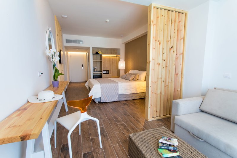 White Dreams Resort 37 - Room Example