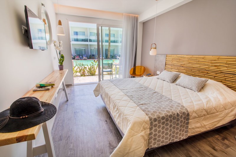 White Dreams Resort 34 - Room Example