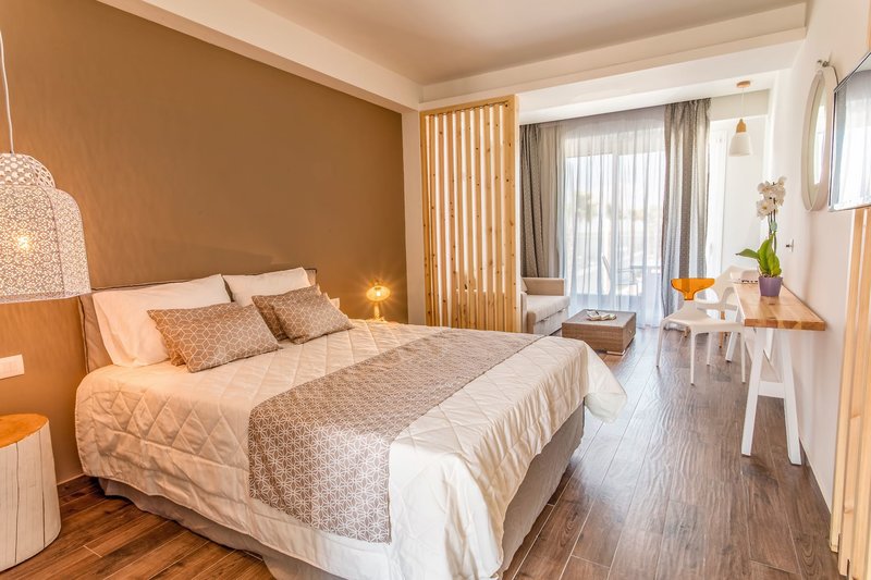 White Dreams Resort 36 - Room Example