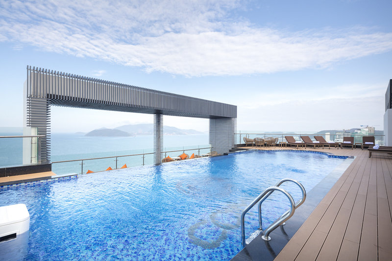 Comodo Nha Trang Hotel 1