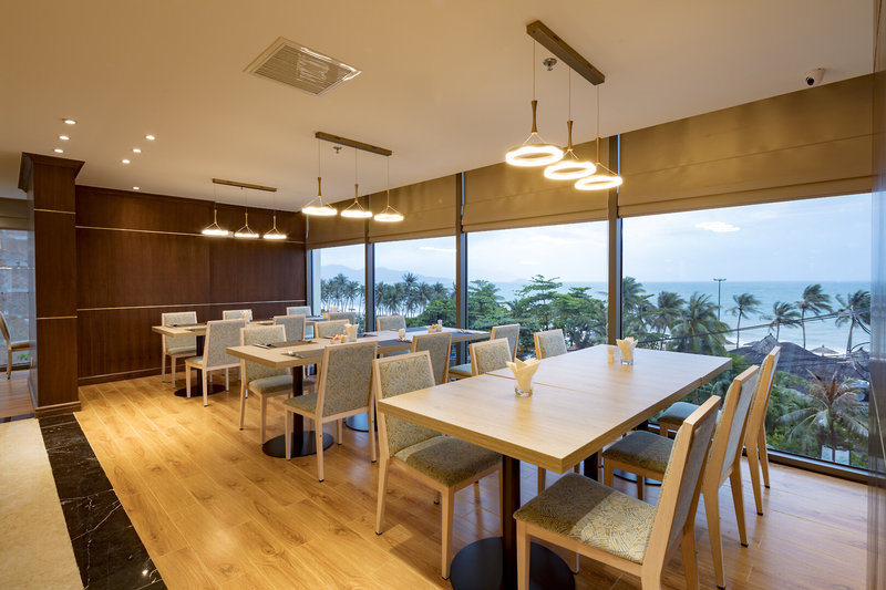 Comodo Nha Trang Hotel 12