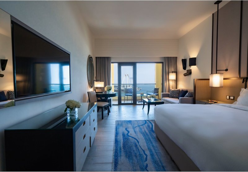 Amwaj Rotana - JBR 24