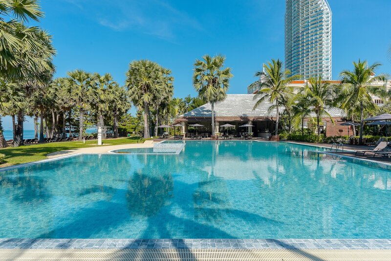 Ravindra Beach Resort & Spa 1