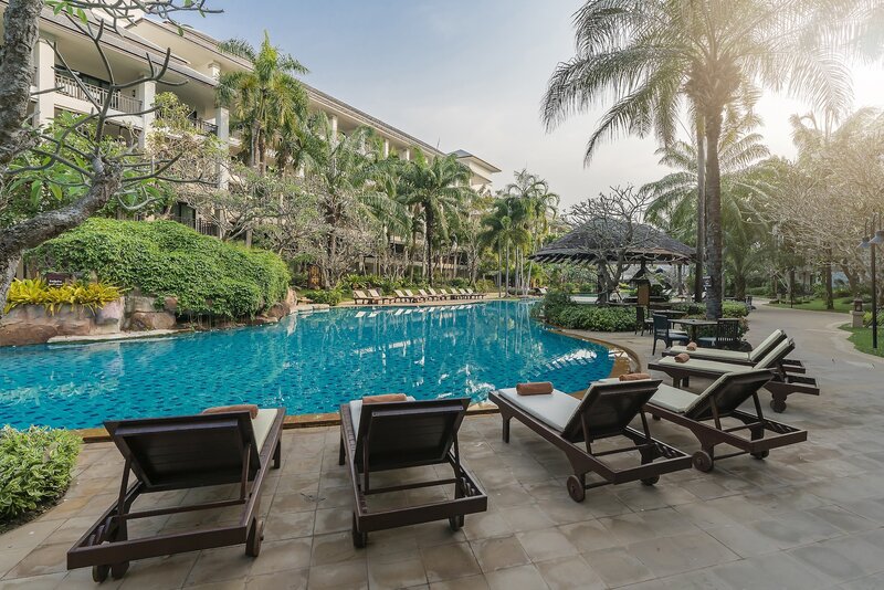 Ravindra Beach Resort & Spa 5