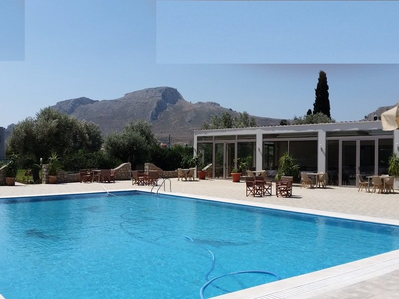 Saint George Resort 7
