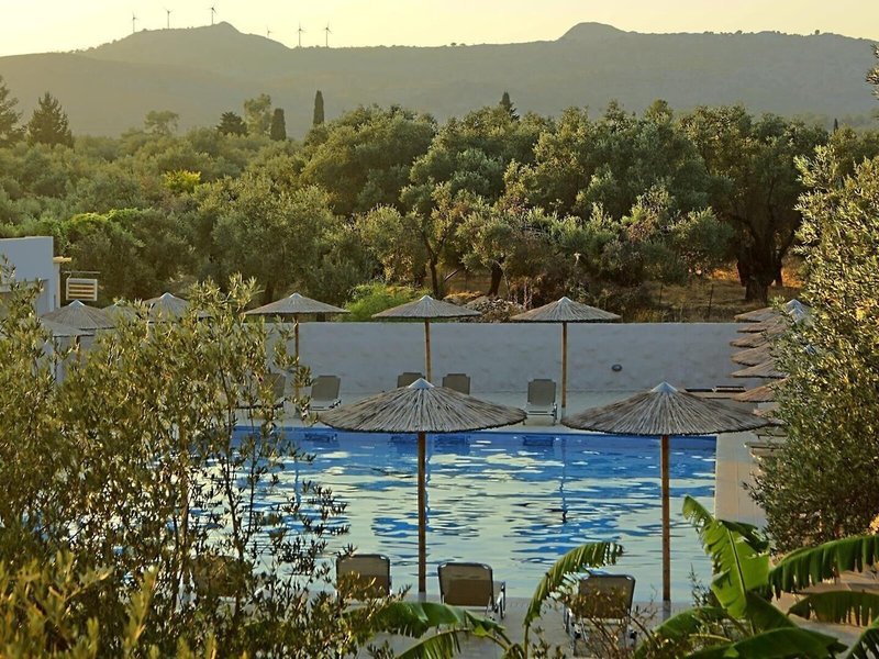 Saint George Resort 11