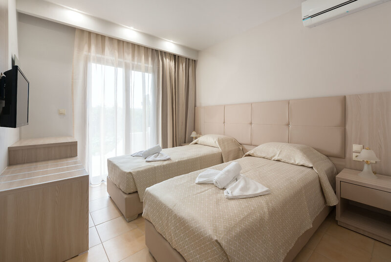 Saint George Resort 8