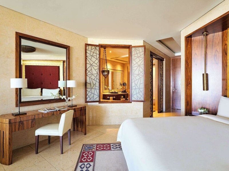 Raffles Dubai 5