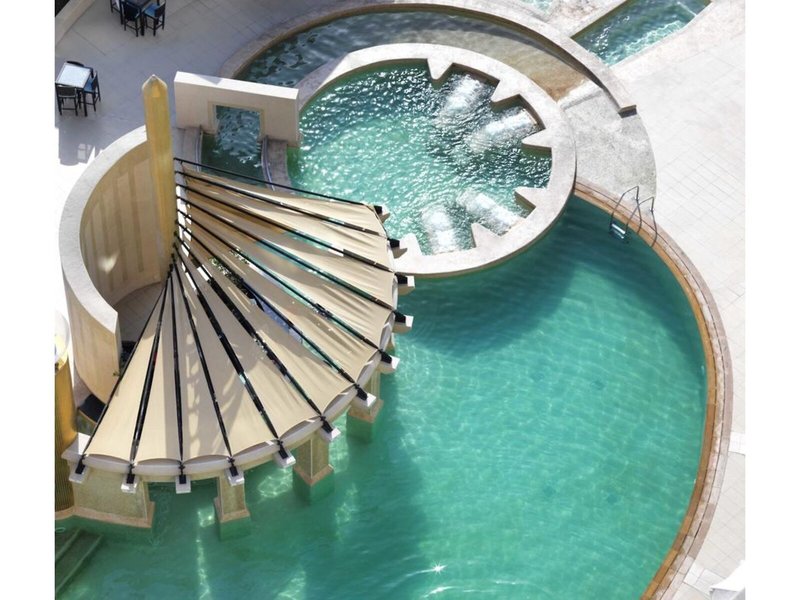 Raffles Dubai 7