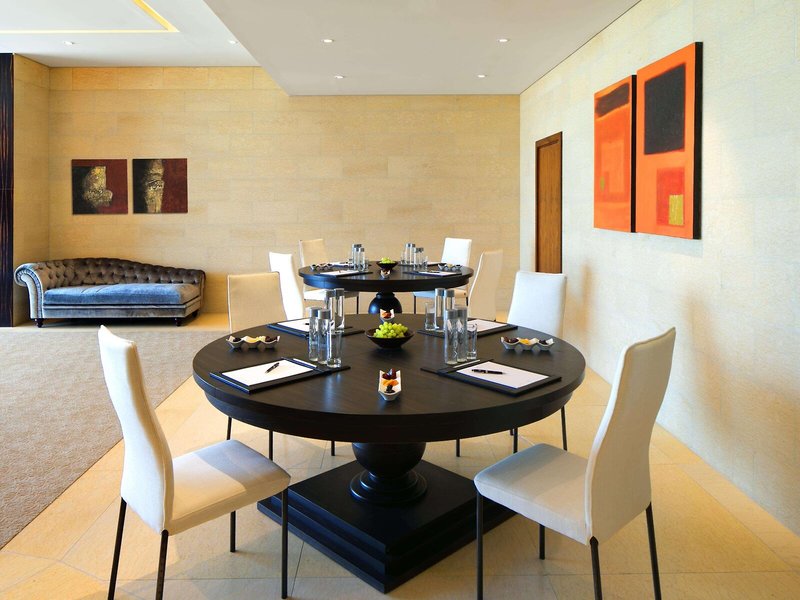 Raffles Dubai 26