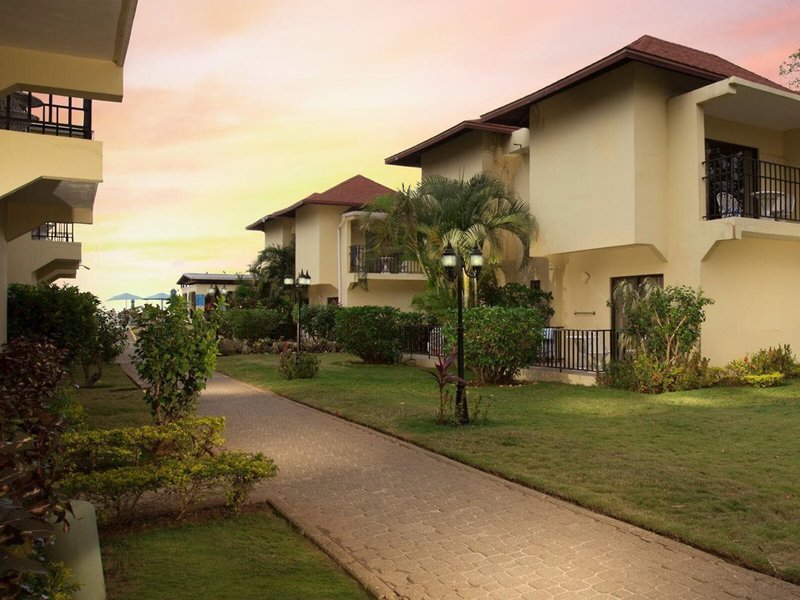 Rooms on the Beach Negril 2