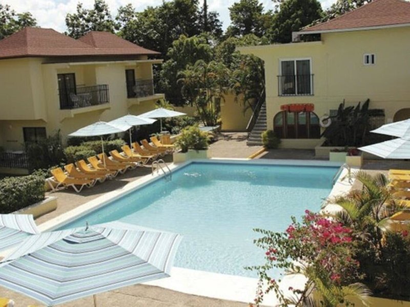 Rooms on the Beach Negril 7