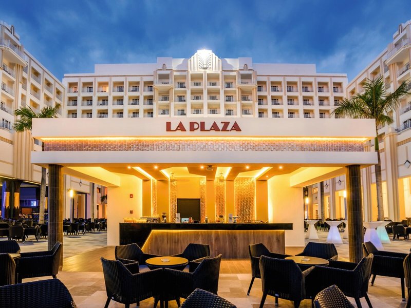 Riu Vallarta 18