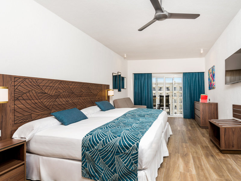 Riu Vallarta 25