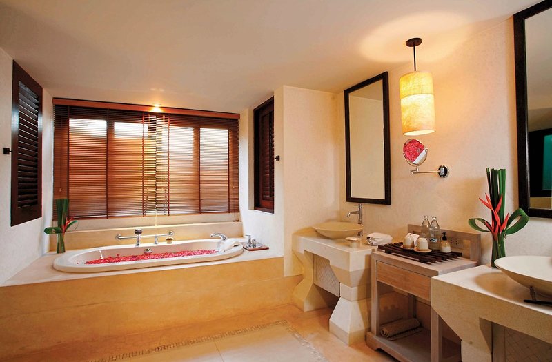 Melati Beach Resort & Spa 8