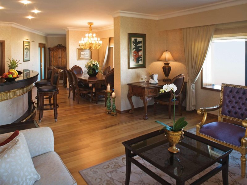 Mövenpick Izmir 13