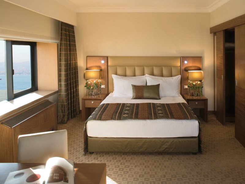 Mövenpick Hotel Izmir 4