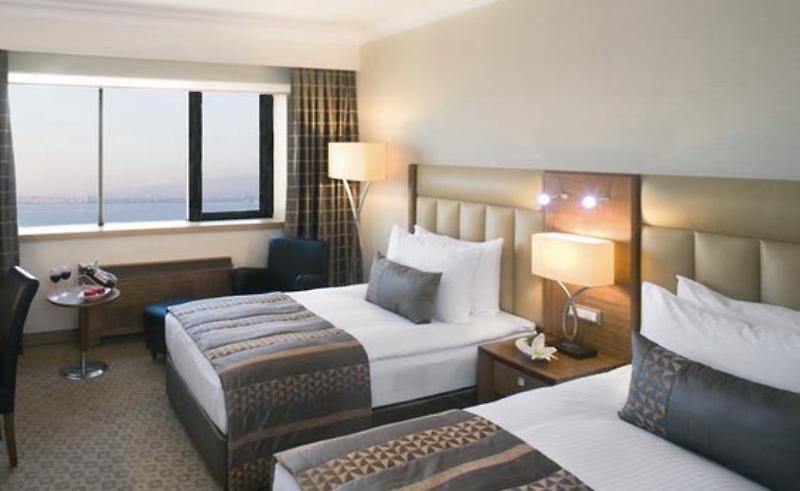 Mövenpick Hotel Izmir 6
