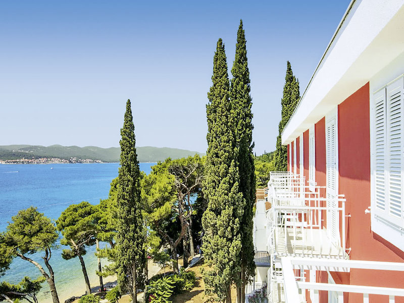 Bellevue Hotel & Dependance & Villen 7