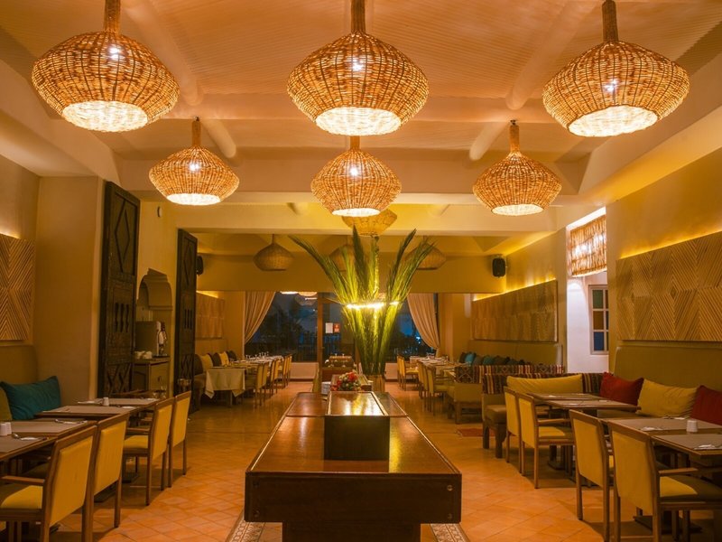 Borjs Hotel Suites & SPA 16