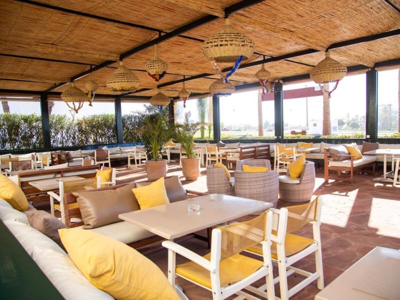 Borjs Hotel Suites & SPA 21