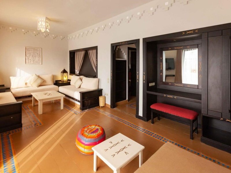 Borjs Hotel Suites & SPA 37