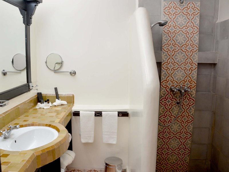 Borjs Hotel Suites & SPA 40