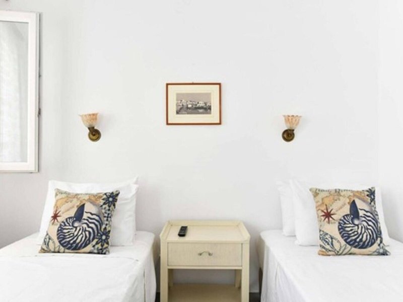 Hara's Apartments & Studios 10
