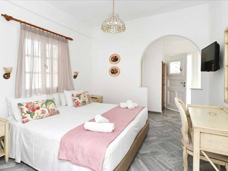 Hara's Apartments & Studios 13