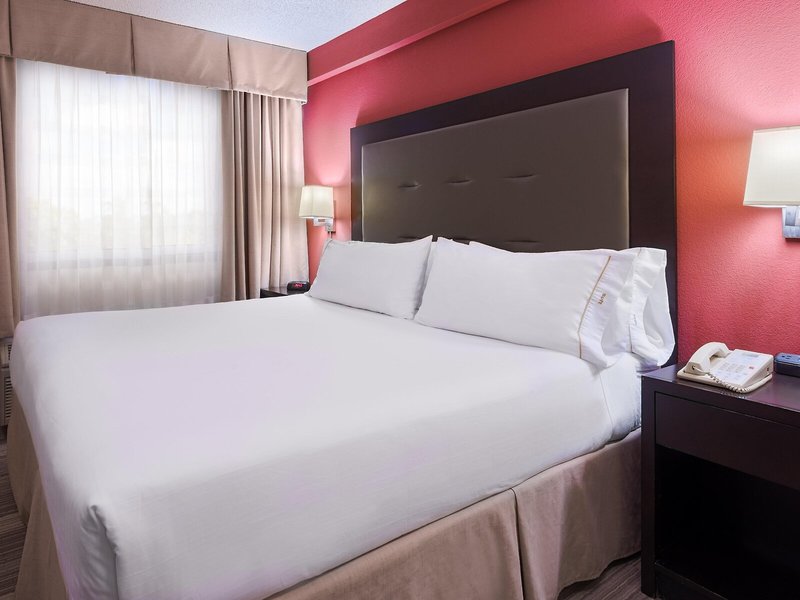 Holiday Inn Express Kendall East - Miami 16