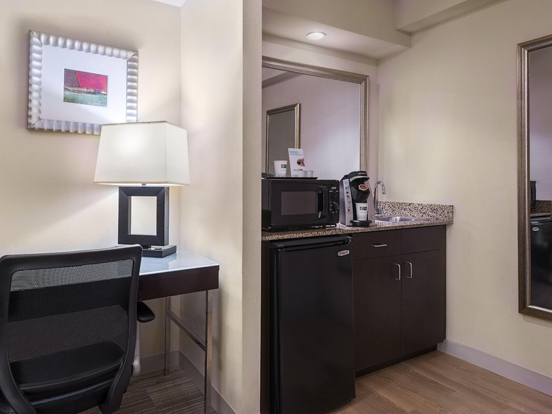 Holiday Inn Express Kendall East - Miami 26