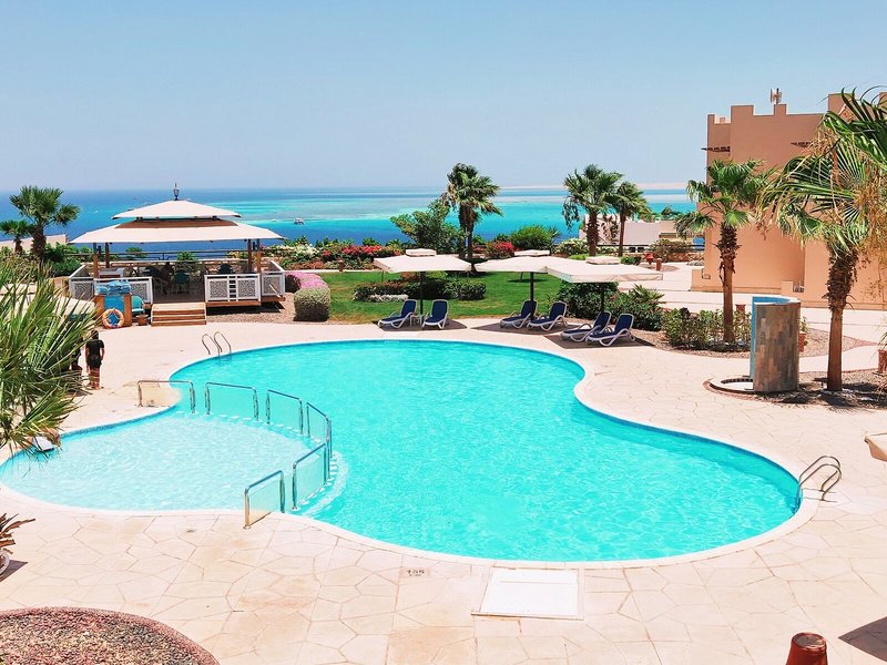 Sky View Suites Hotel 8