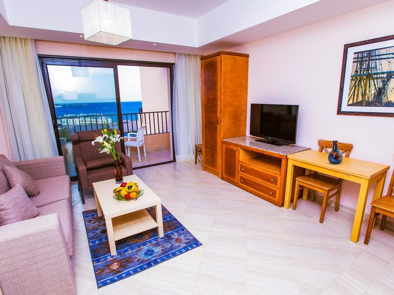 Sky View Suites Hotel 31
