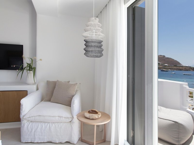 Adorno Beach Hotel & Suites 22