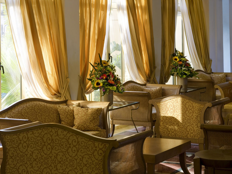 Pilot Beach Resort 31