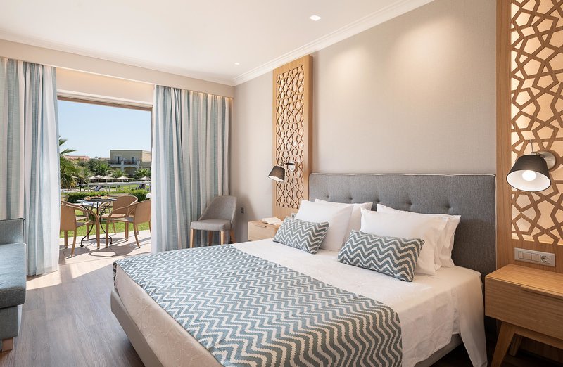 Pilot Beach Resort 21