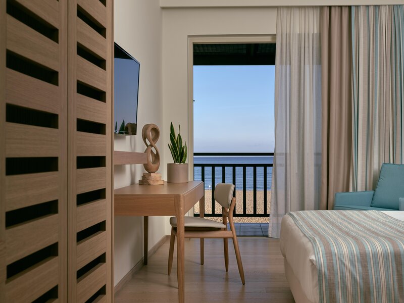 Pilot Beach Resort 59