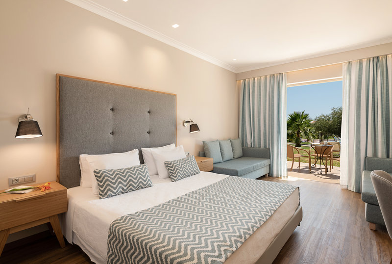 Pilot Beach Resort 12