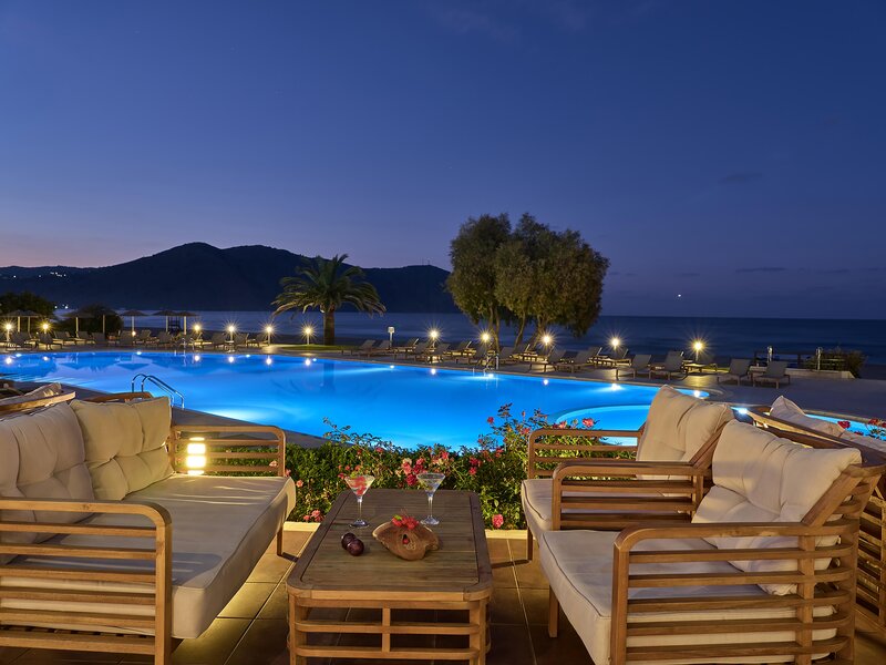 Pilot Beach Resort 52