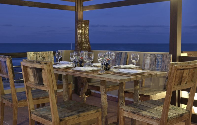 Pilot Beach Resort 13