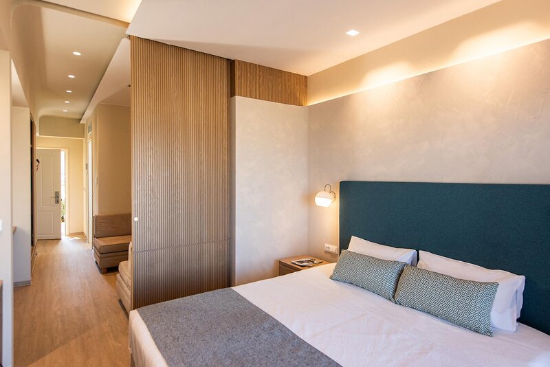 Pilot Beach Resort 45