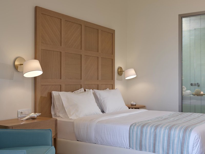 Pilot Beach Resort 56