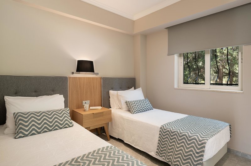 Pilot Beach Resort 62