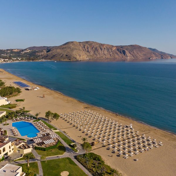 Pilot Beach Resort 70