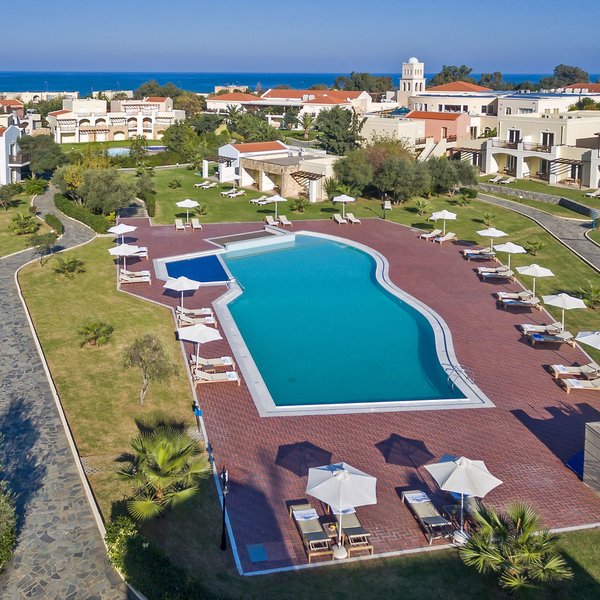 Pilot Beach Resort 76