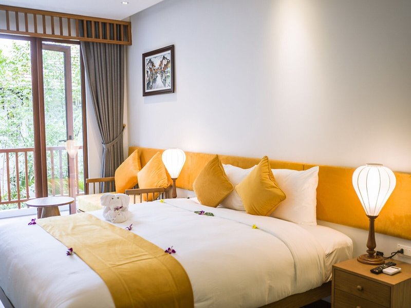 Vinh Hung Old Town Hotel 13